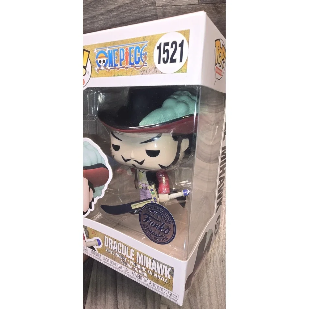 Funko Pop! One Piece Dracule Mihawk #1521 Special Edition
